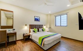 Treebo Welcome Inn, Porur